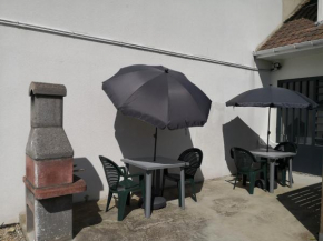 Idéalement situé - jardin agréable - studio E